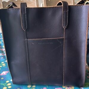 Portland Leather Company Lola zipper cross body tote